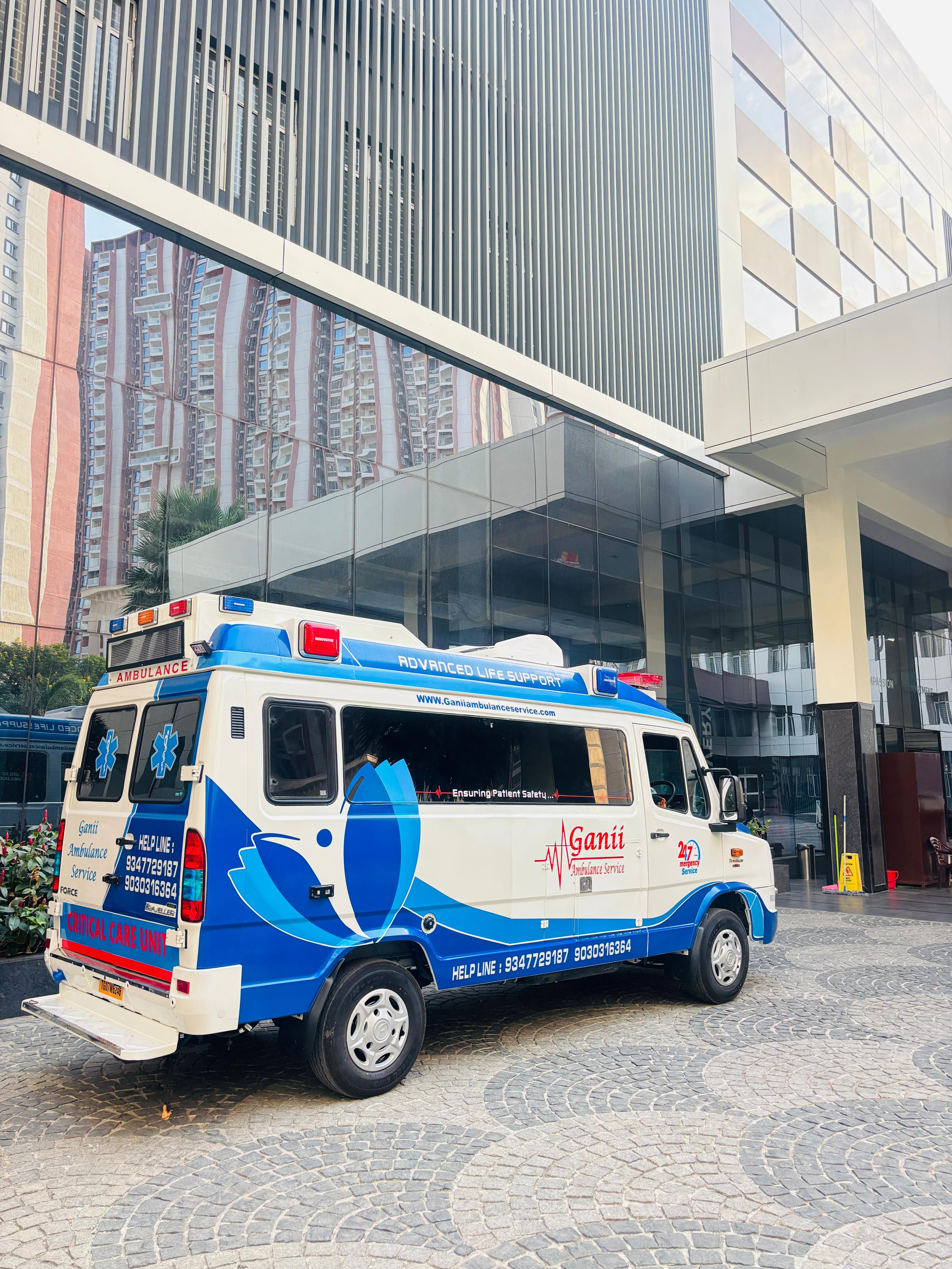 Ganii Ambulance Services medical team ready for emergency response